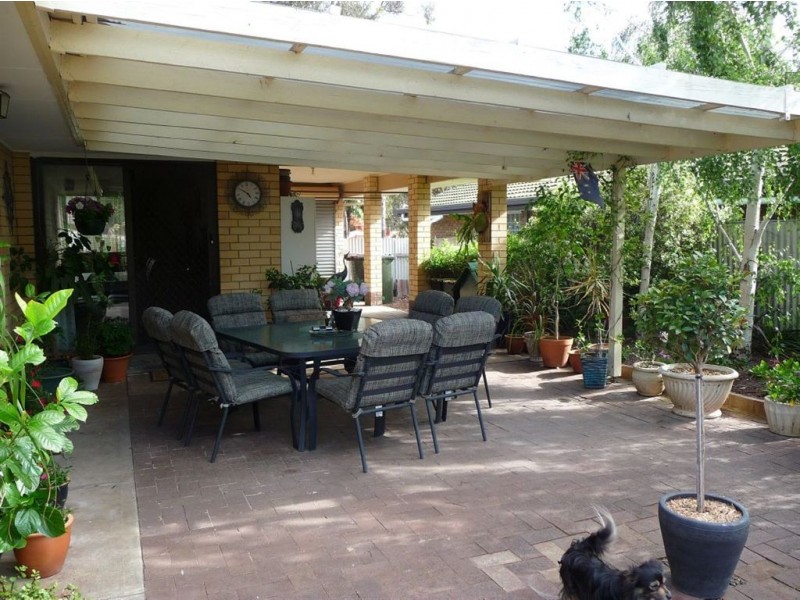 10 Amethyst Crescent, Hope Valley SA 5090