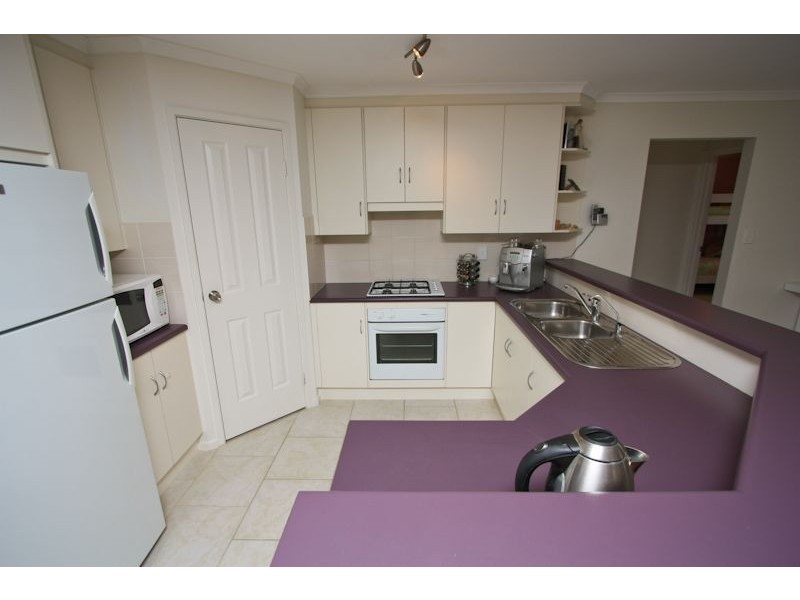 24 Dovecote Street, Oakden SA 5086