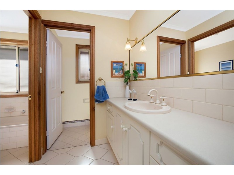 7 Greys Court, Oakden SA 5086