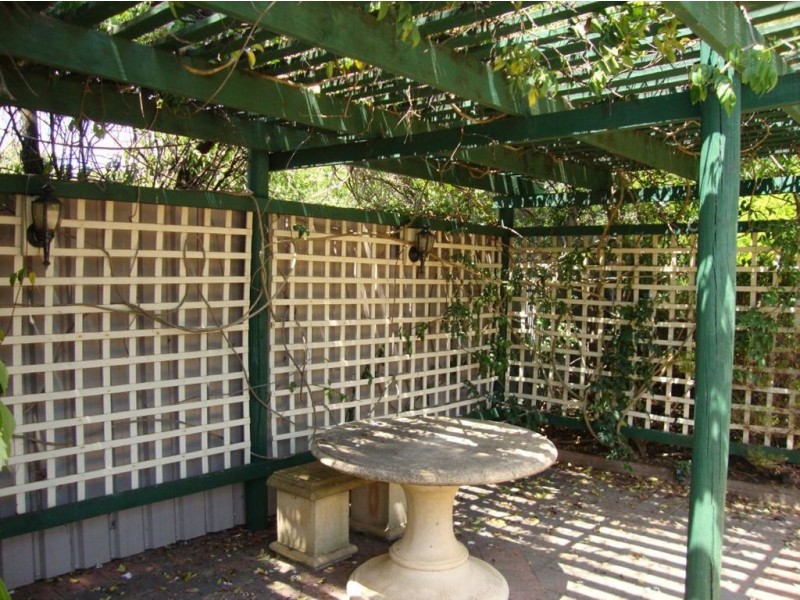 33 Far View Crescent, Ridgehaven SA 5097