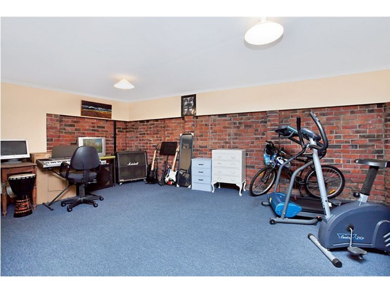 23 Caspar Street, Fairview Park SA 5126