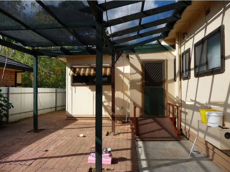 11 Gilles Crescent, Hillcrest SA 5086