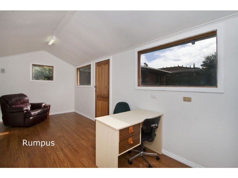 24 Baraga Grove, Modbury Heights SA 5092