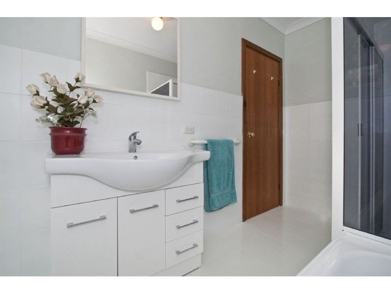 24 Baraga Grove, Modbury Heights SA 5092
