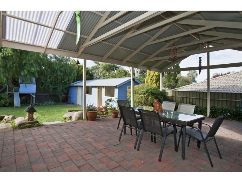24 Baraga Grove, Modbury Heights SA 5092