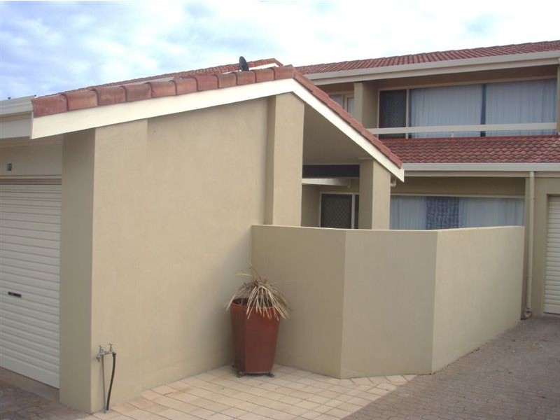 57 Sandpiper Place,, West Lakes Shore SA 5020