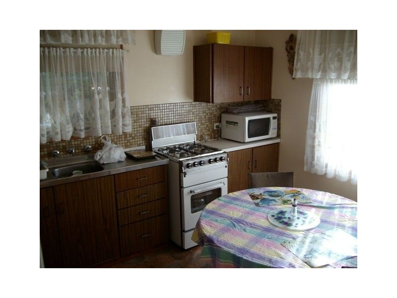 3 ALAWOONA ROAD, Munno Para SA 5115