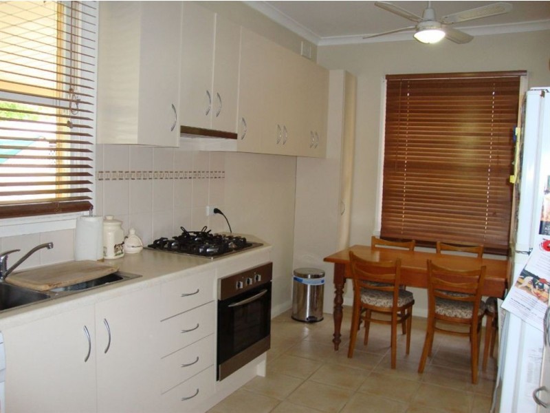 24 Gordon Ave, St Agnes SA 5097