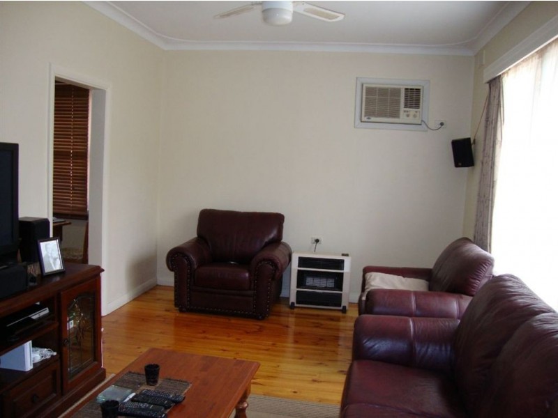 24 Gordon Ave, St Agnes SA 5097