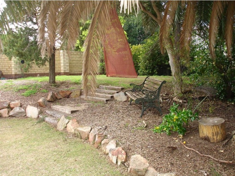 79 Eyre Crescent, Valley View SA 5093