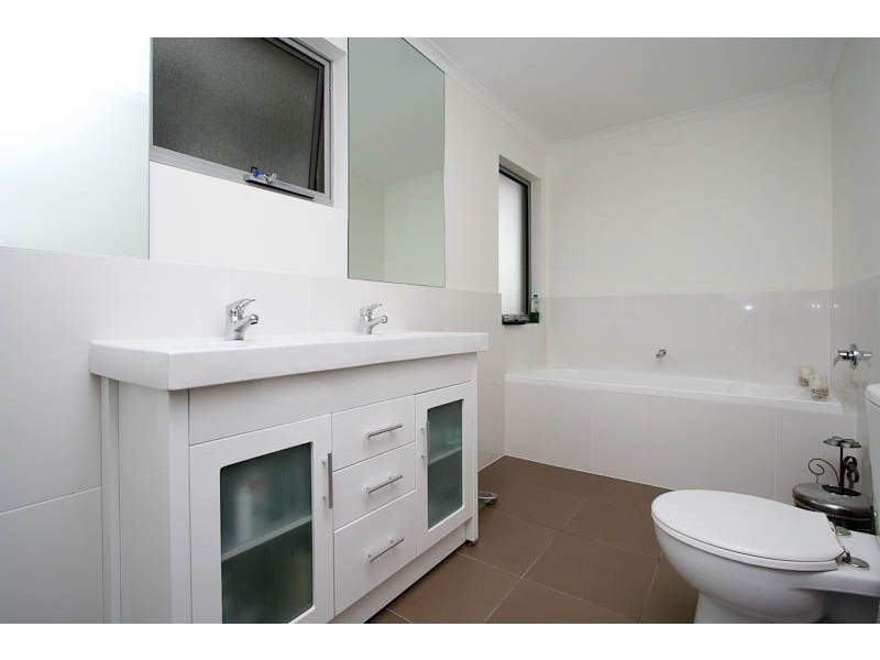 1379A Malbec Avenue, Hope Valley SA 5090