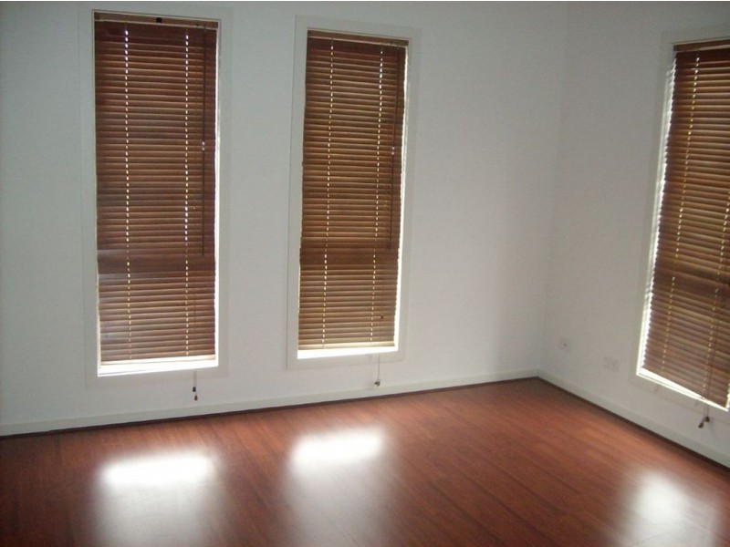 20 Cathedral Circuit, Mawson Lakes SA 5095