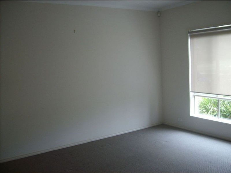 6 Lincoln Place, Mawson Lakes SA 5095