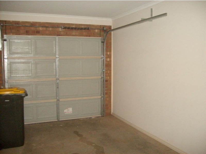 6 Lincoln Place, Mawson Lakes SA 5095