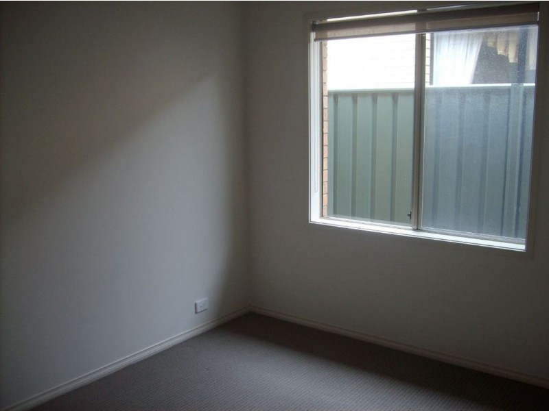 6 Lincoln Place, Mawson Lakes SA 5095