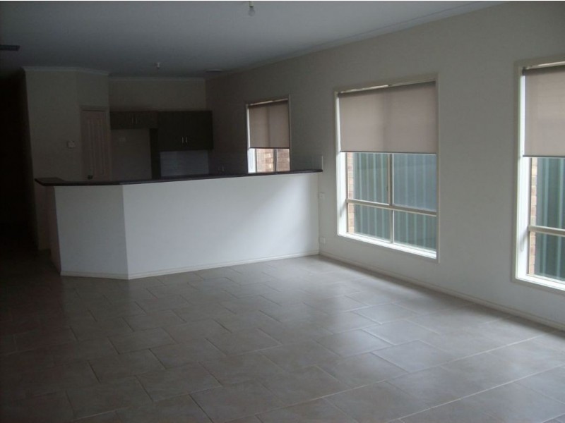 6 Lincoln Place, Mawson Lakes SA 5095