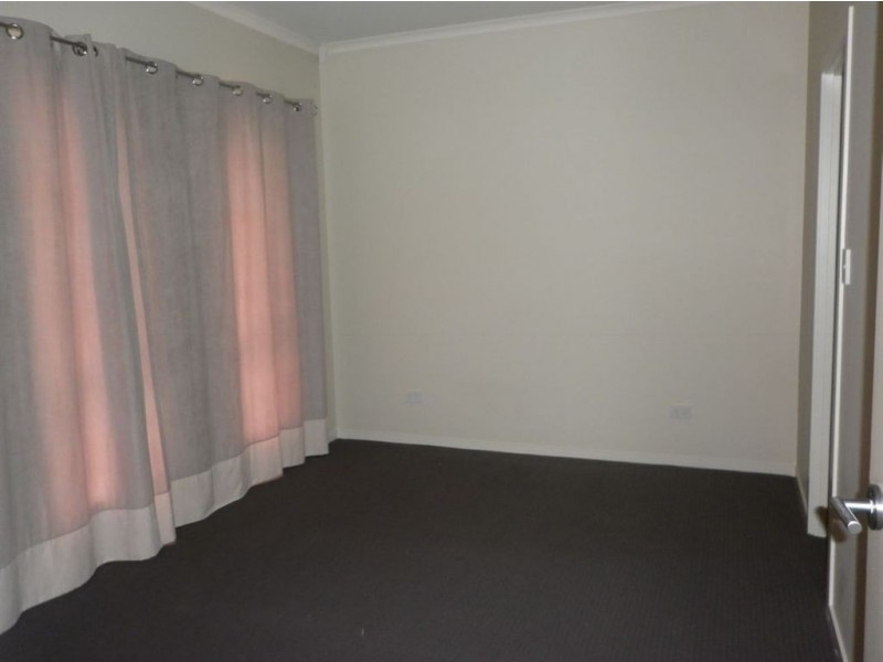 1a Pauls Drive, Valley View SA 5093