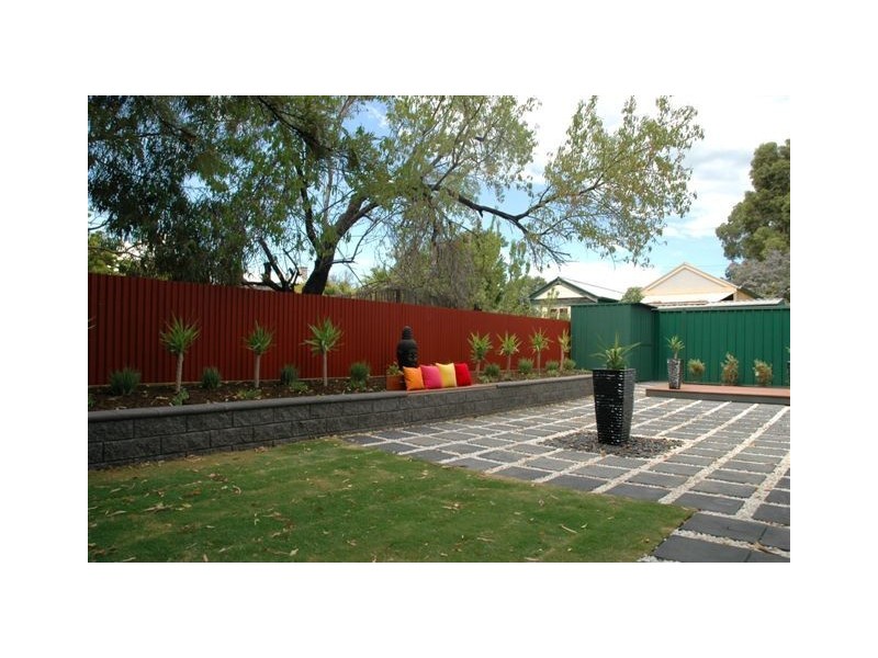 4/18 Gurrs Road, Kensington Park SA 5068