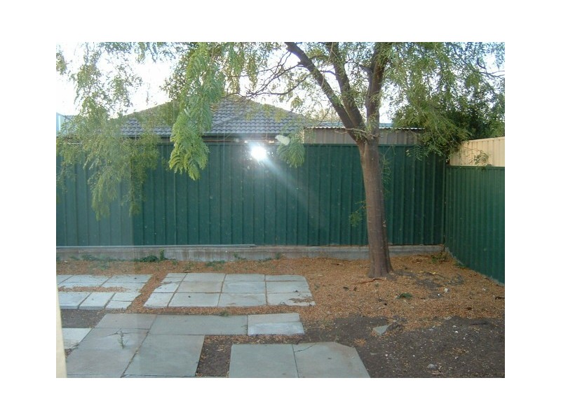 4 Annesley Street, Oakden SA 5086