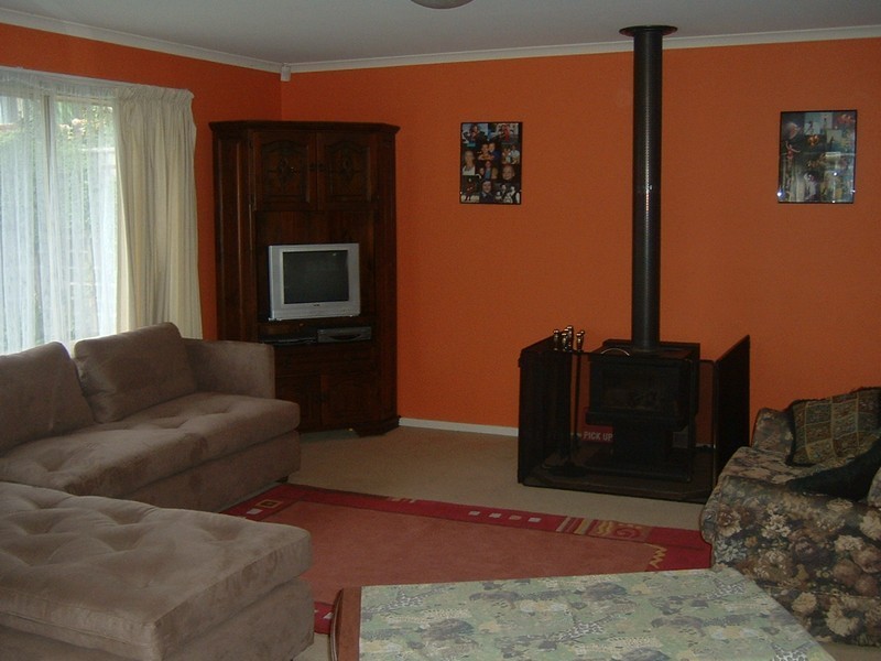 17 Hanbury Court, Oakden SA 5086