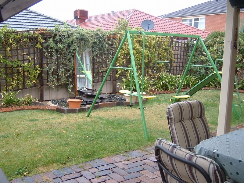 17 Hanbury Court, Oakden SA 5086