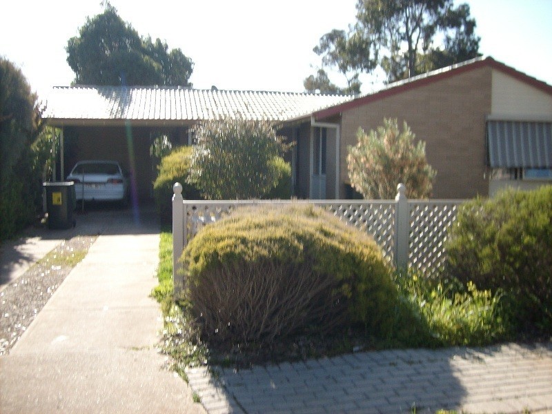 3 Alawoona Road, Munno Para SA 5115