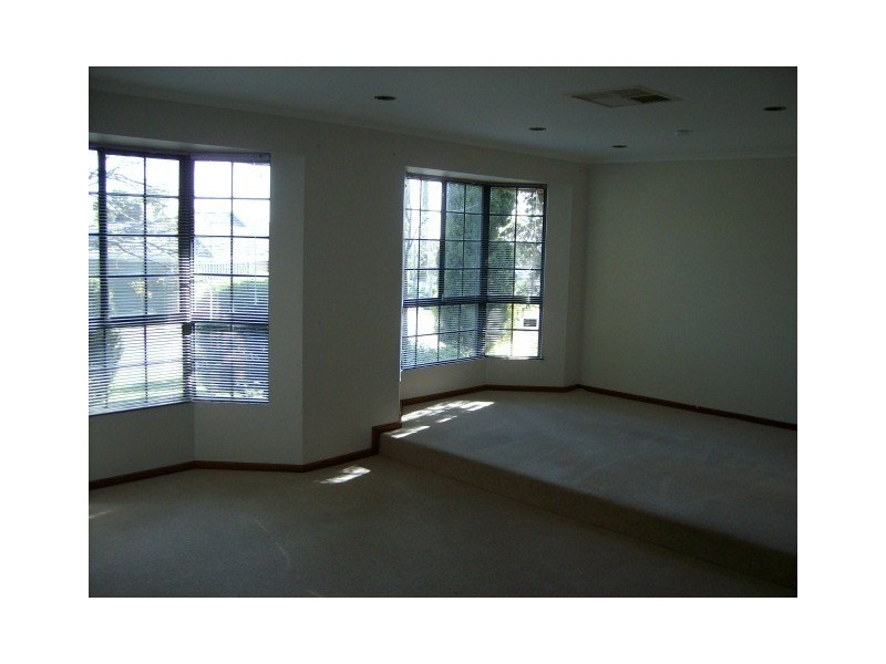 10 Cobblestone Close, Gulfview Heights SA 5096