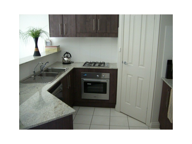 18 Yates Street, Mawson Lakes SA 5095