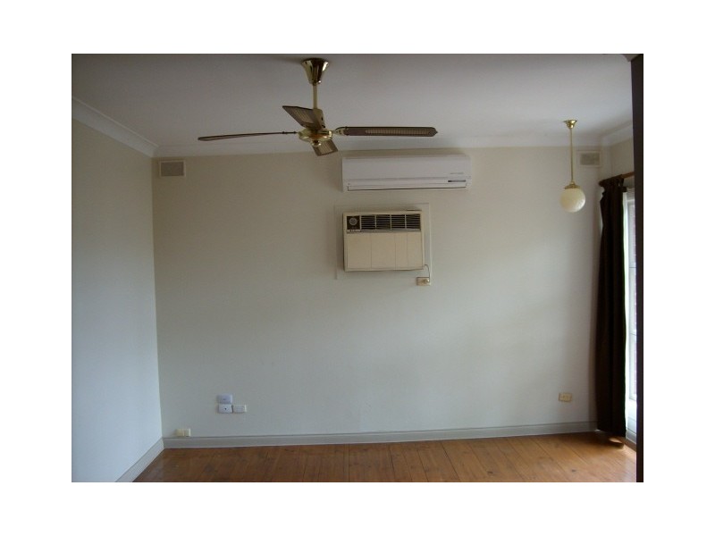 8 Stuart Street, Dernancourt SA 5075