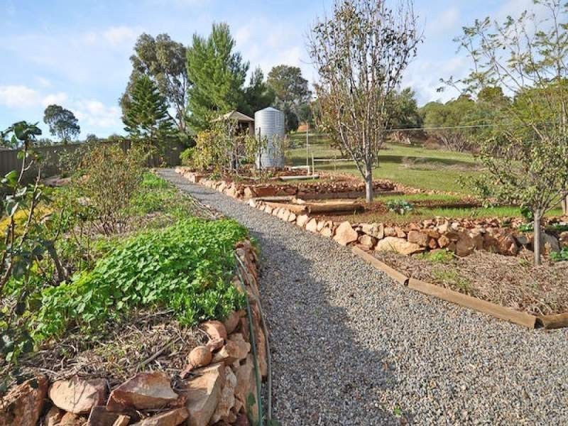 4 COACHHOUSE DRIVE, Magill SA 5072