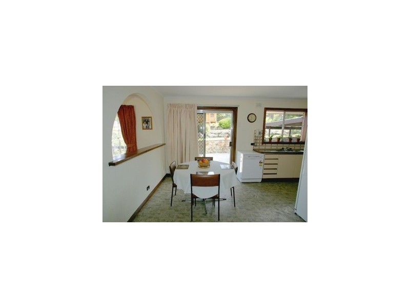 4 Gage Court, Para Vista SA 5093