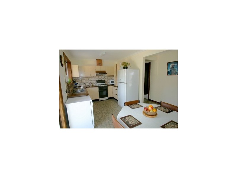 4 Gage Court, Para Vista SA 5093