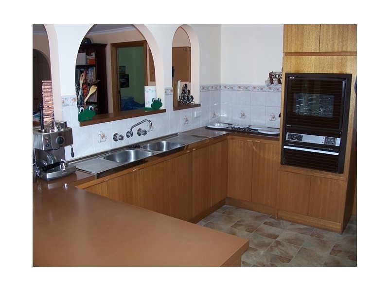 13 Bowman Terrace, Maitland SA 5573