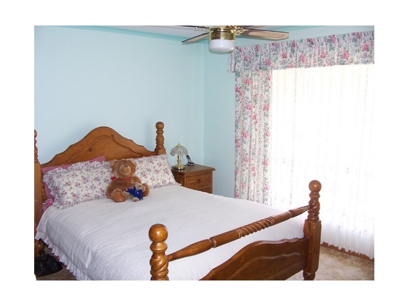 13 Bowman Terrace, Maitland SA 5573