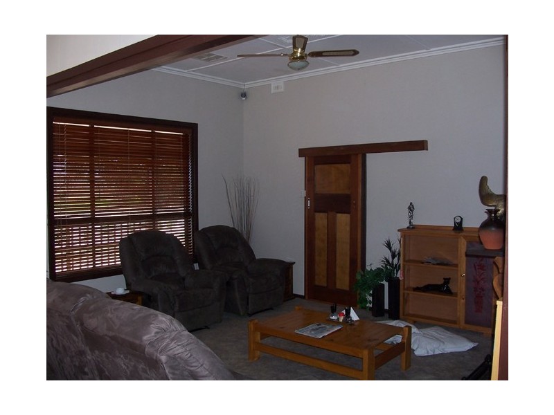 24 Wells Terrace, Price SA 5570