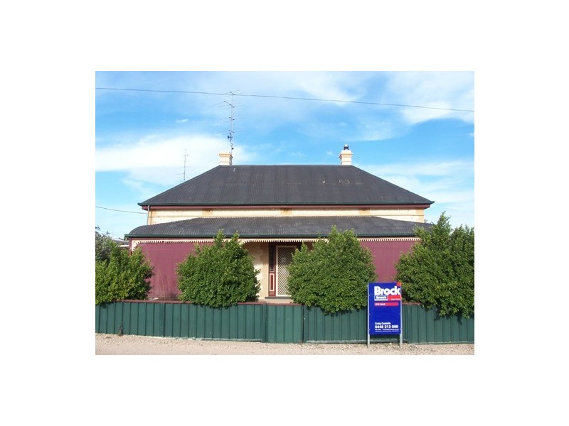 9 Russell Street, Kadina SA 5554