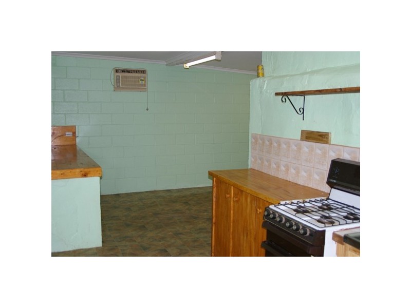 24 Kadina Road, North Yelta SA 5558