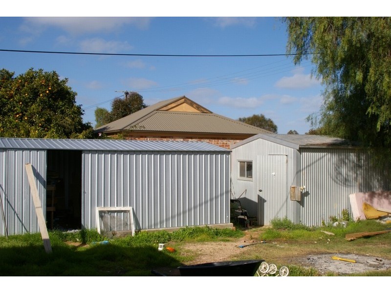 3 Burnside Terrace, Moonta Mines SA 5558