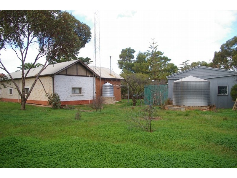24 First Street, Moonta SA 5558