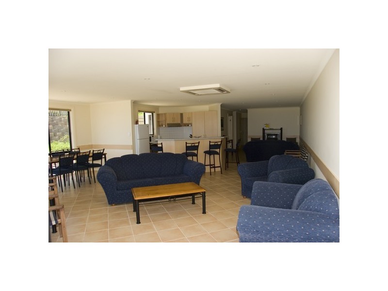 2 Hughes Avenue, Moonta Bay SA 5558