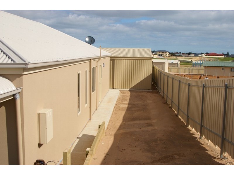 7 Keen Street, Moonta Bay SA 5558