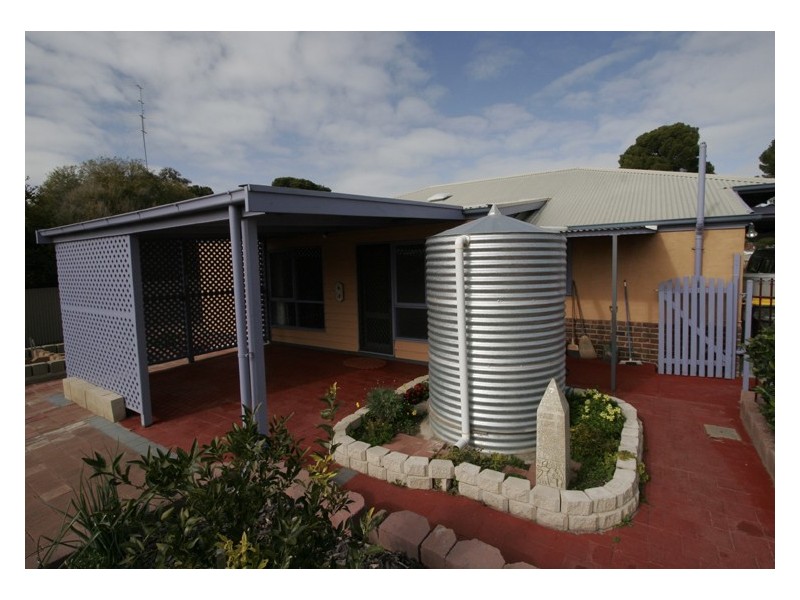 57 Doswell Terrace (In the Crescent), Kadina SA 5554