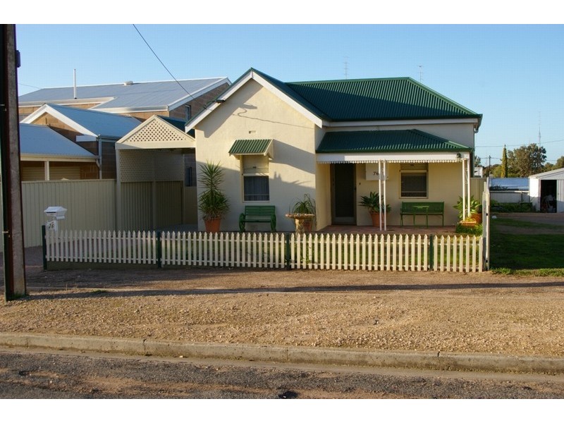 76 Caroline St Moonta, Moonta SA 5558