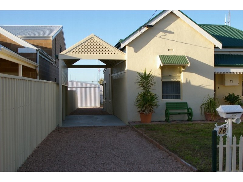 76 Caroline St Moonta, Moonta SA 5558