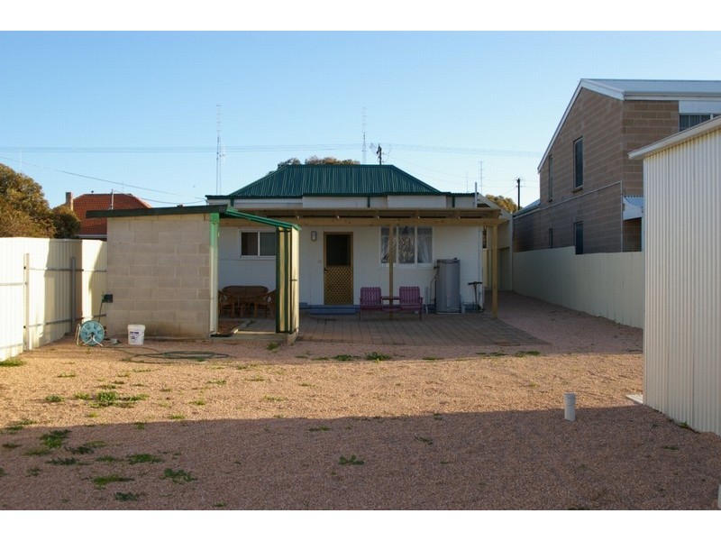 76 Caroline St Moonta, Moonta SA 5558