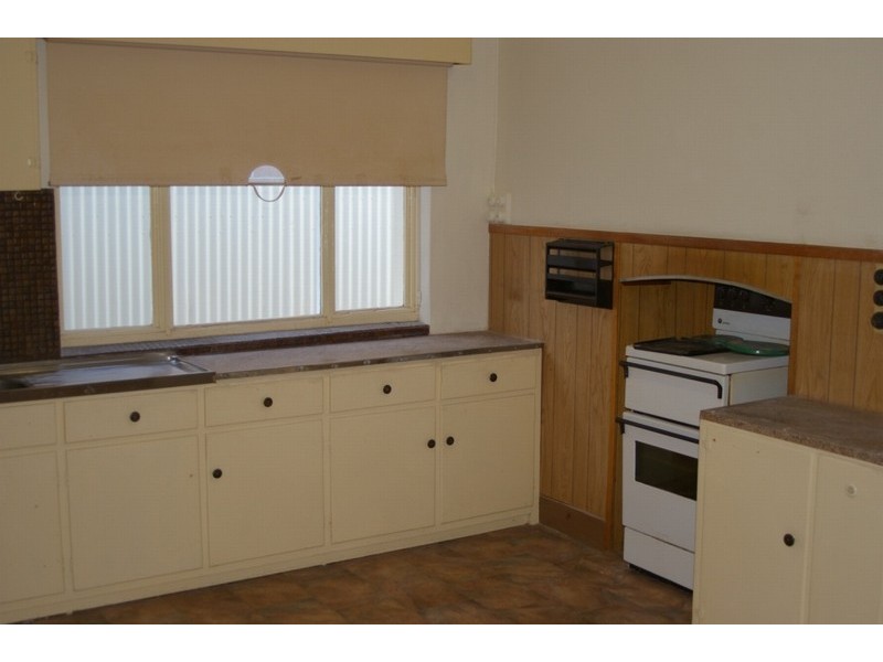 76 Caroline St Moonta, Moonta SA 5558