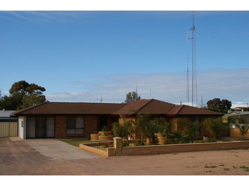 48 Bay Road, Moonta Bay SA 5558