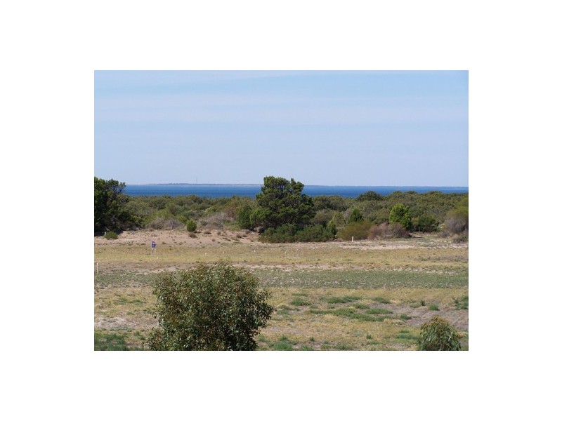 lot 8 Clinton Shores, Port Clinton SA 5570