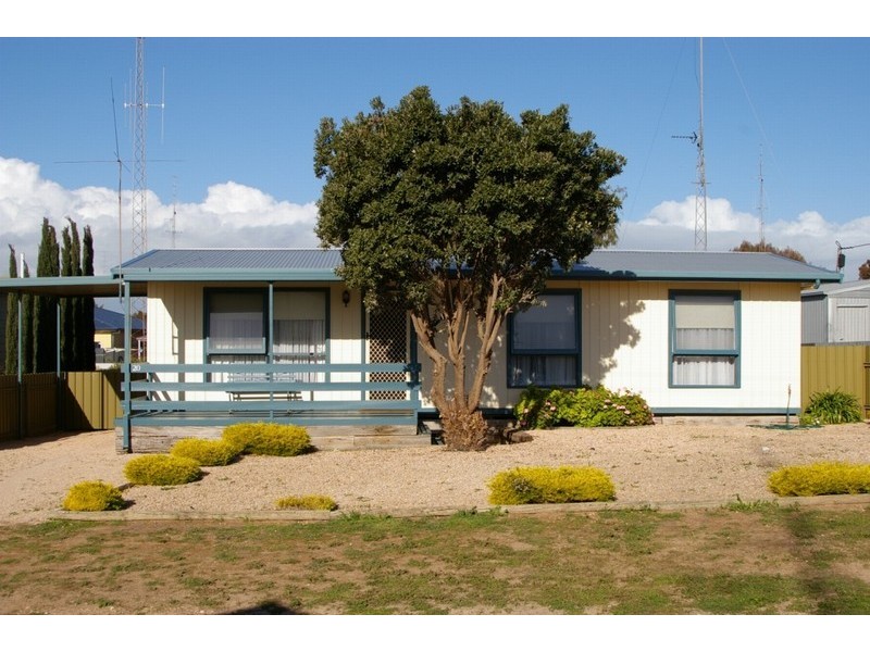20 Trelawney Street, Moonta Bay SA 5558