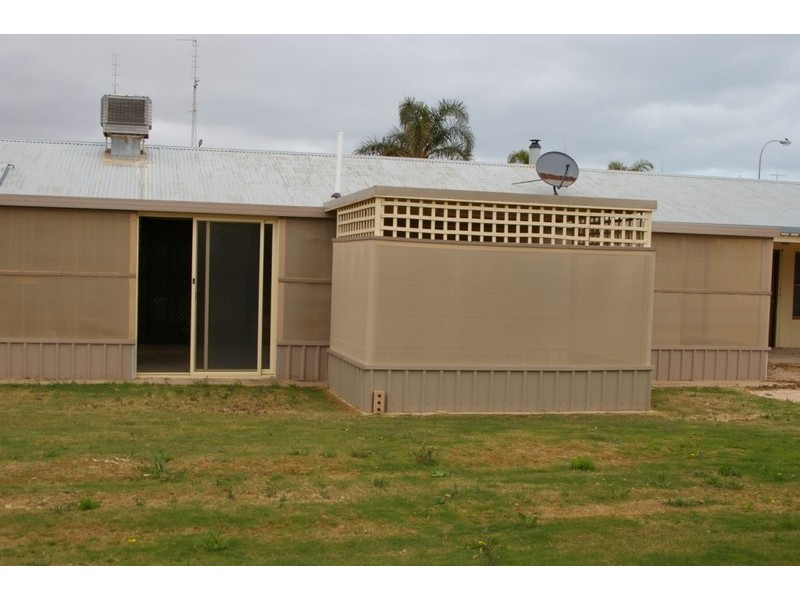 1 Nankivell Street, Moonta Bay SA 5558